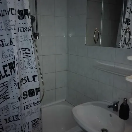 Nelly-apartman דירה *
